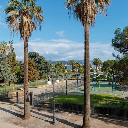 Wild Zagara Garden View Apartment La Spezia Exterior photo